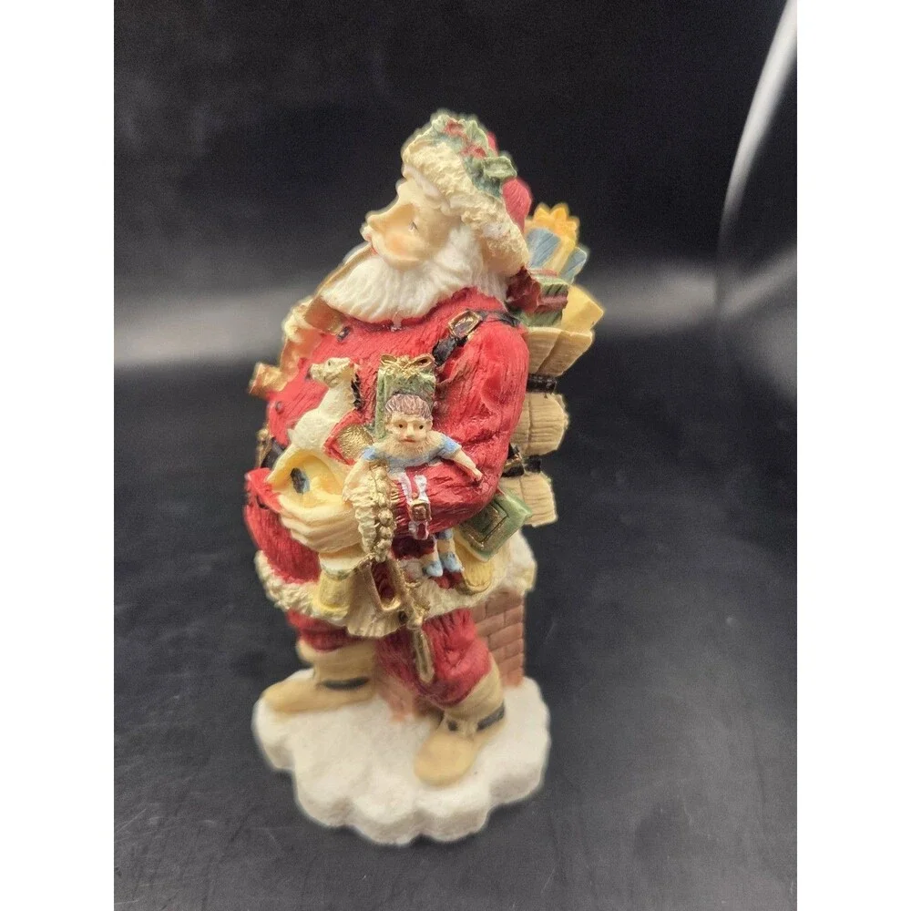 Vintage The International Santa Claus Collection United States Figurine